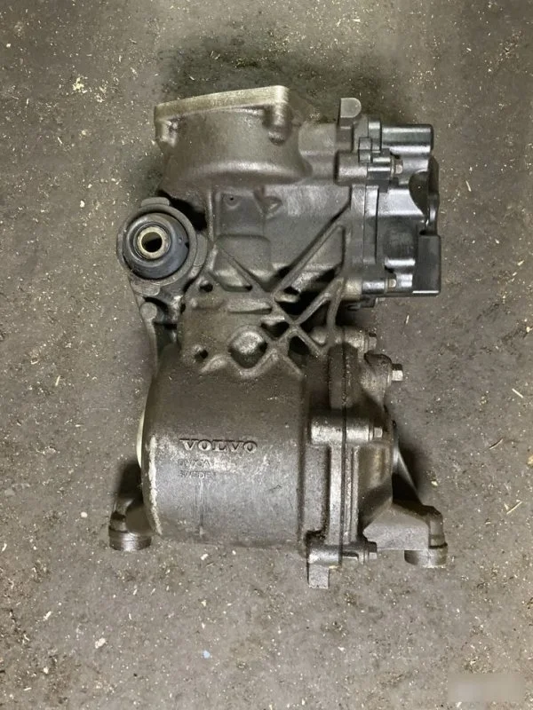 Редуктор Volvo S60 36002053, задний