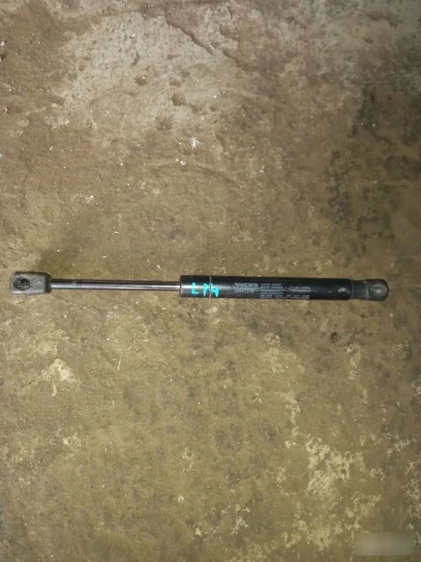 Амортизатор капота Volvo S80 30649516