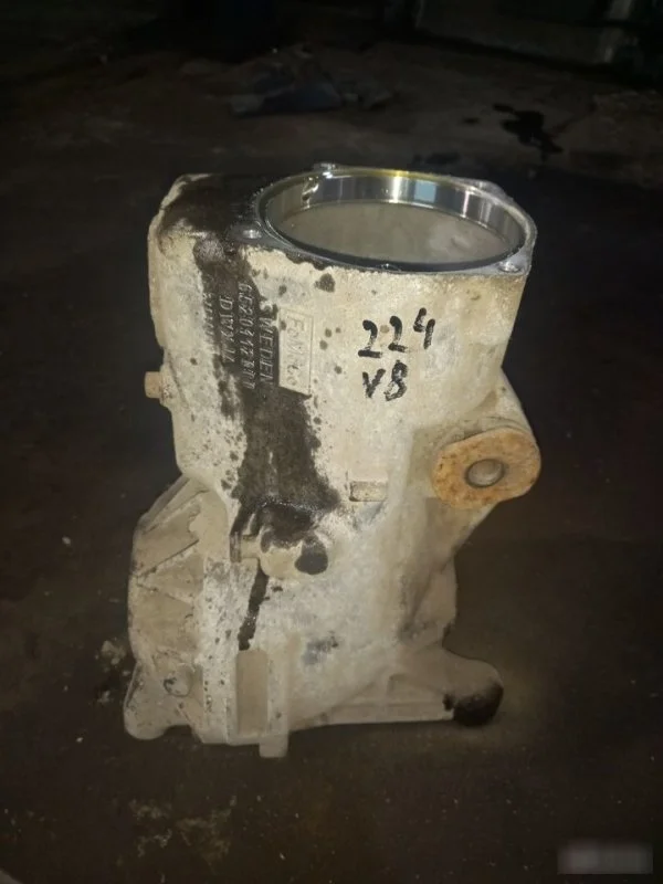 Редуктор Volvo S80 36001787, задний