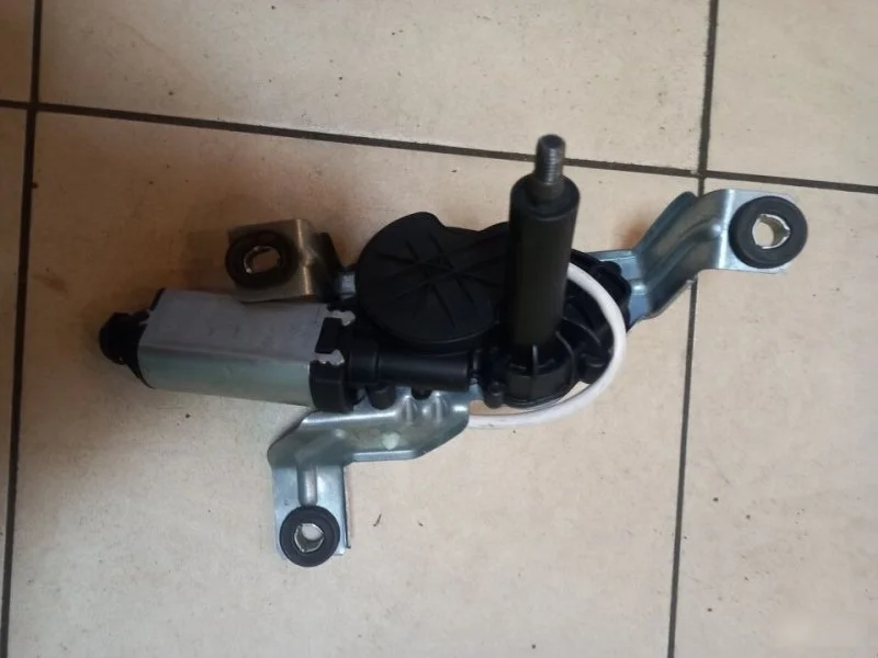 Мотoрчик дворников Volvo XC90 8638163