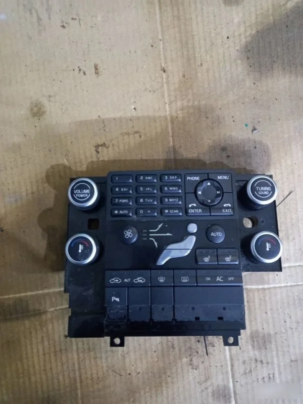 Блок управления климатом Volvo 30782904