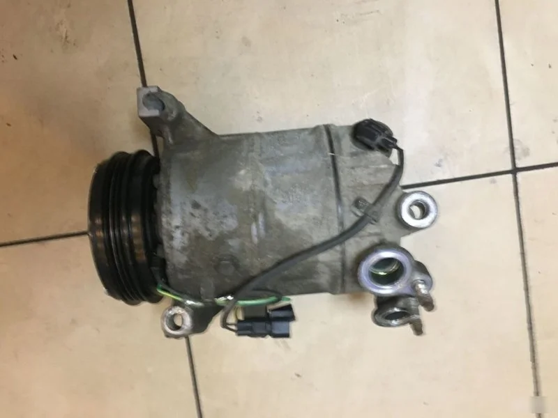 Компрессор кондиционера Volvo 36001462