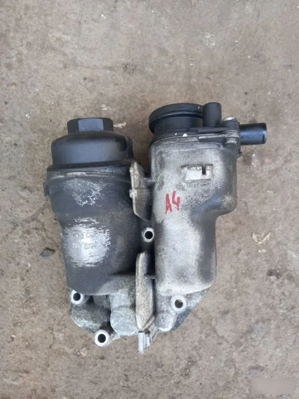 Корпус фильтра Volvo 30677920