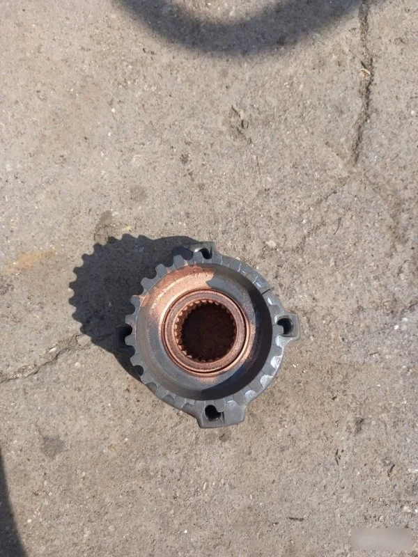 Шкив коленвала Volvo 30777171