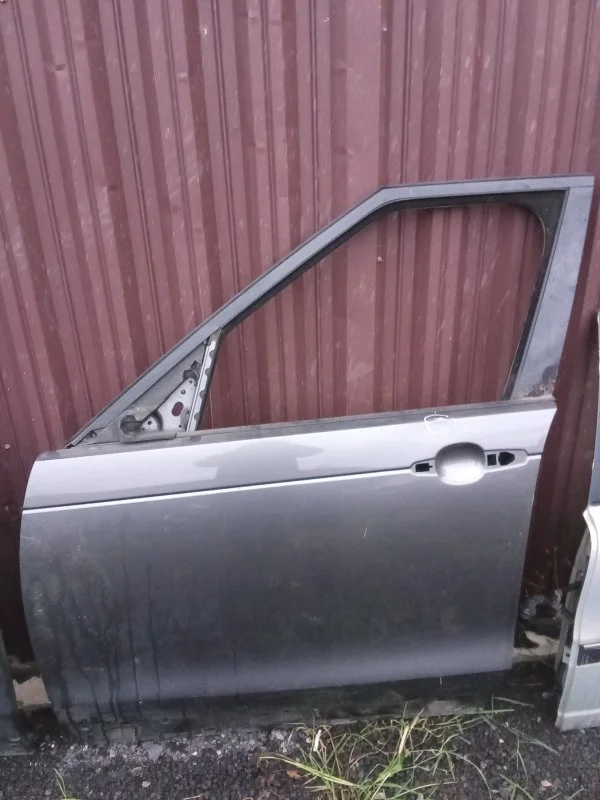 Дверь Land Rover Discovery V 2017-2021 LR080196, передняя левая