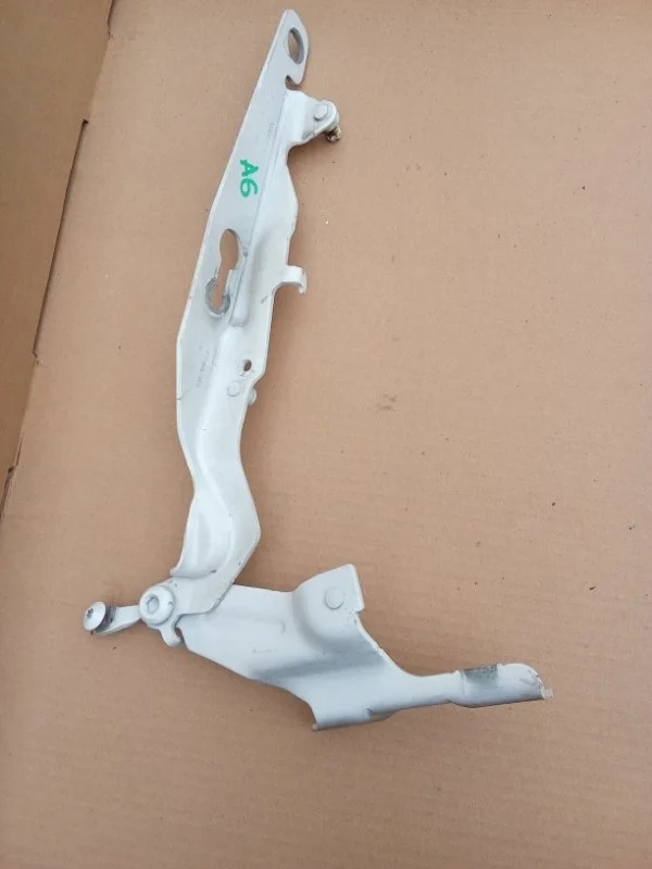 Петля капота Volvo XC60 2014 31385814, левая