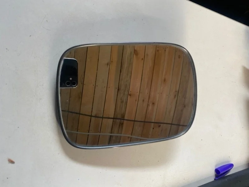 Зеркальный элемент Volvo 8650148