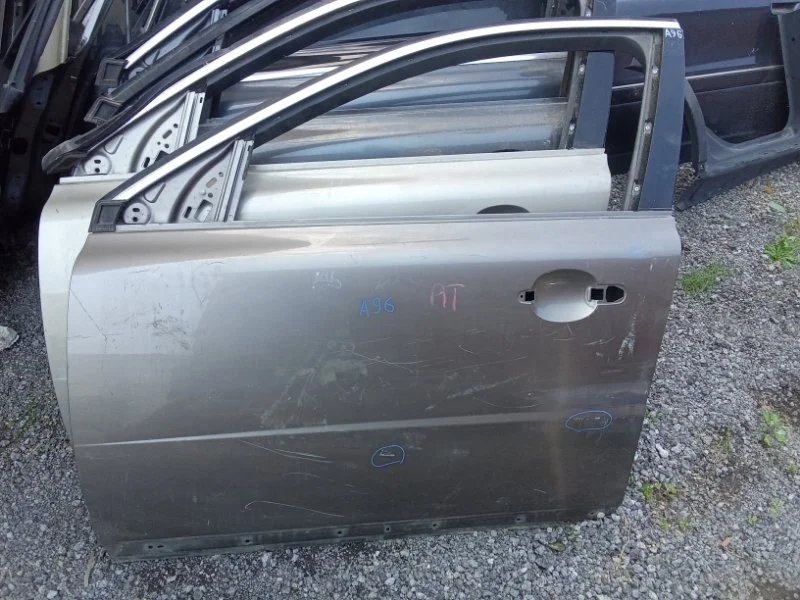 Дверь Volvo 32228890, передняя левая