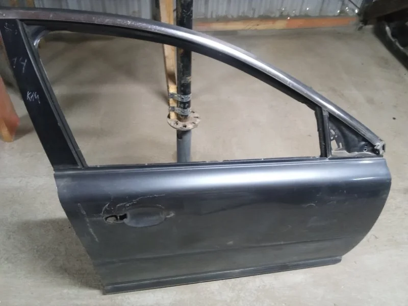 Дверь Volvo 32228891, передняя правая