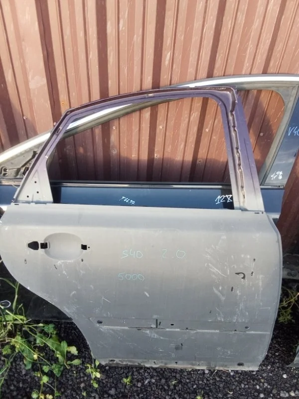 Дверь Volvo 31335462, задняя правая