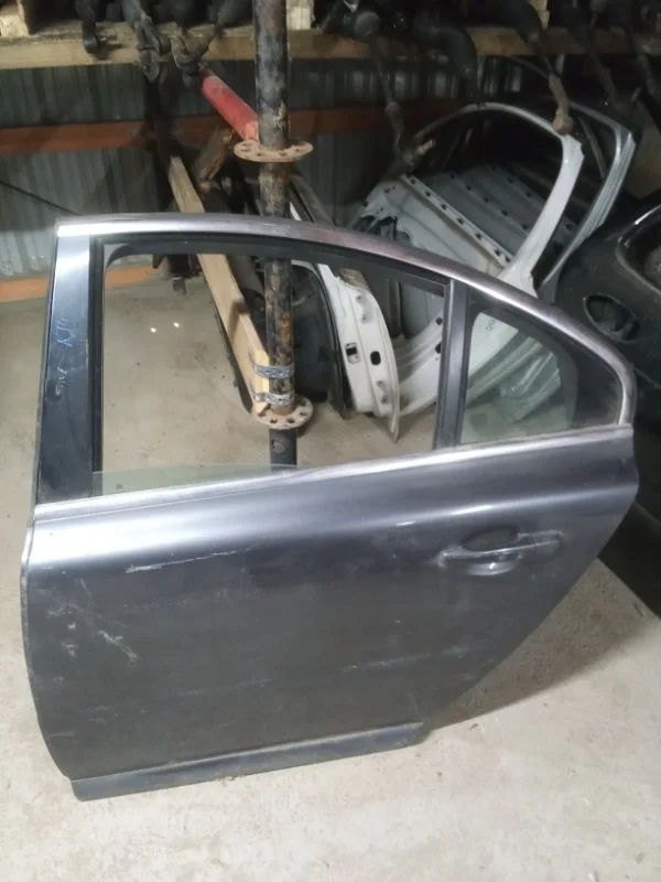 Дверь Volvo 32228892, задняя левая