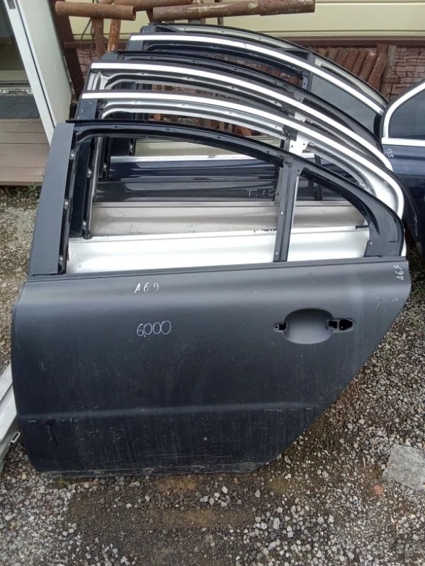 Дверь Volvo 32228892, задняя левая