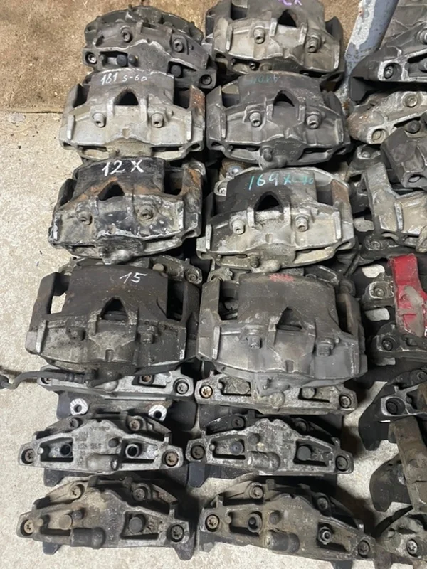 Суппорт тормозной Volvo 36000151, передний левый