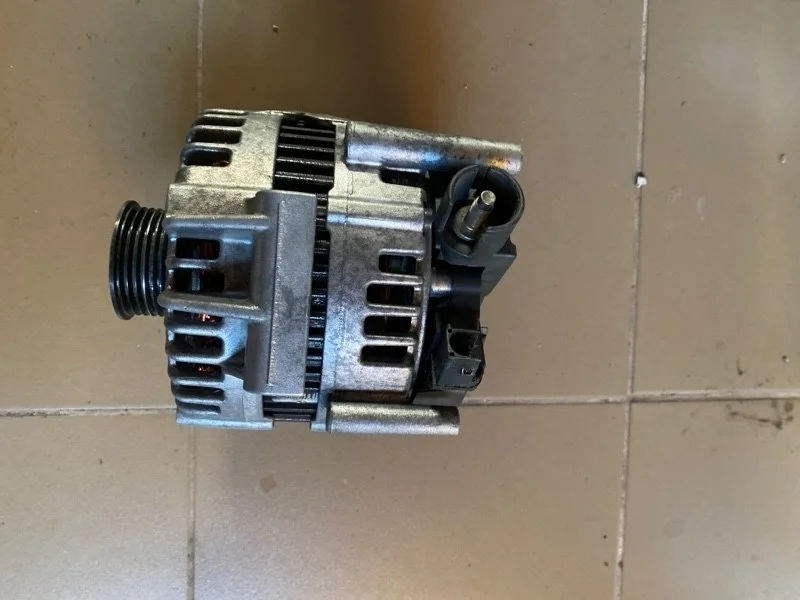 Генератор Volvo 36000791