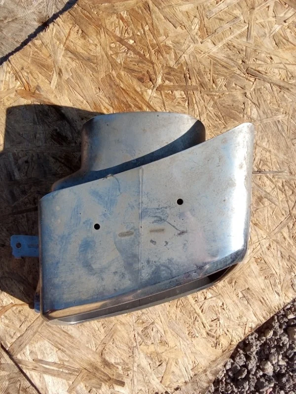 Насадка на глушитель Volvo XC90 31353397 B4204T34, левая