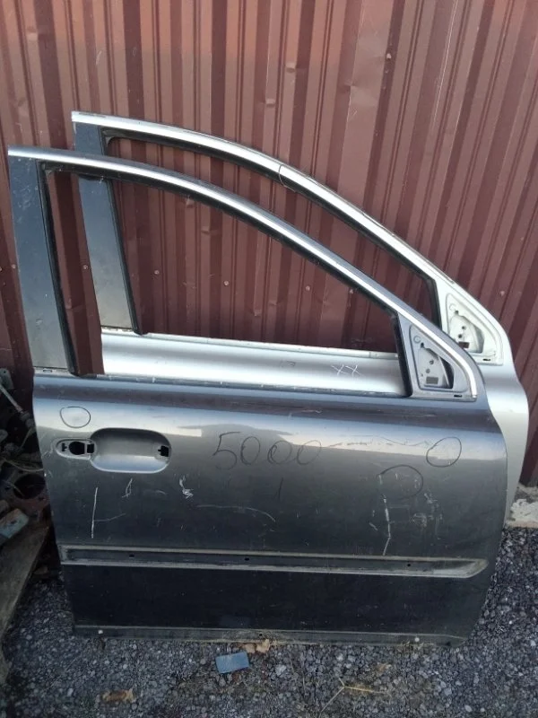 Дверь Volvo XC90 31385357, передняя правая