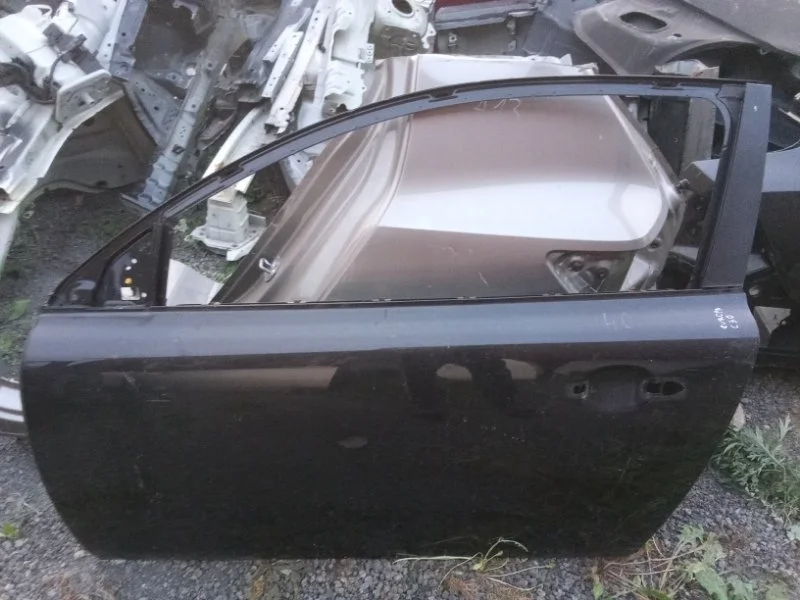 Дверь Volvo C30 31335483, левая