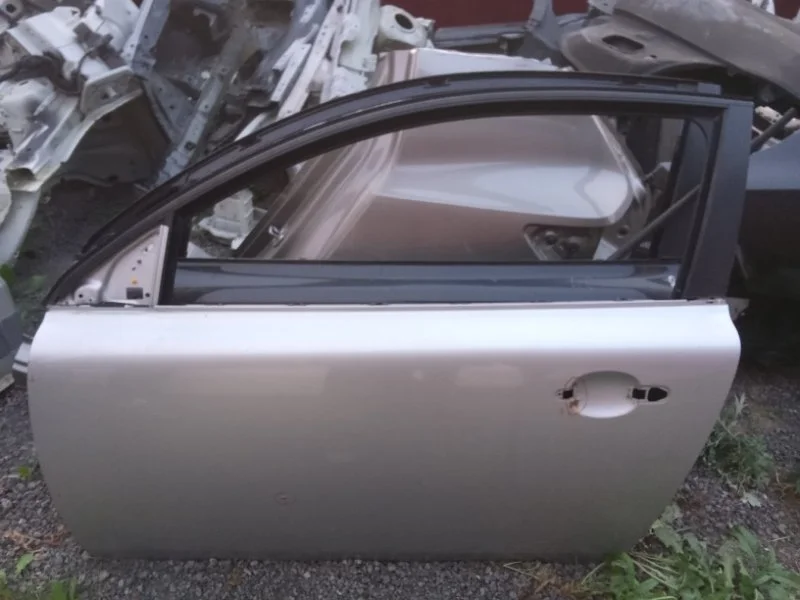 Дверь Volvo C30 31335483, левая