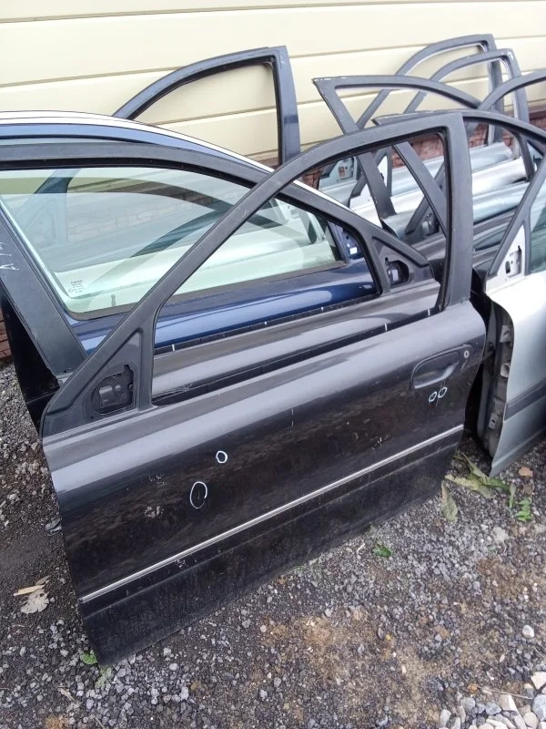 Дверь Volvo 30649109, передняя левая