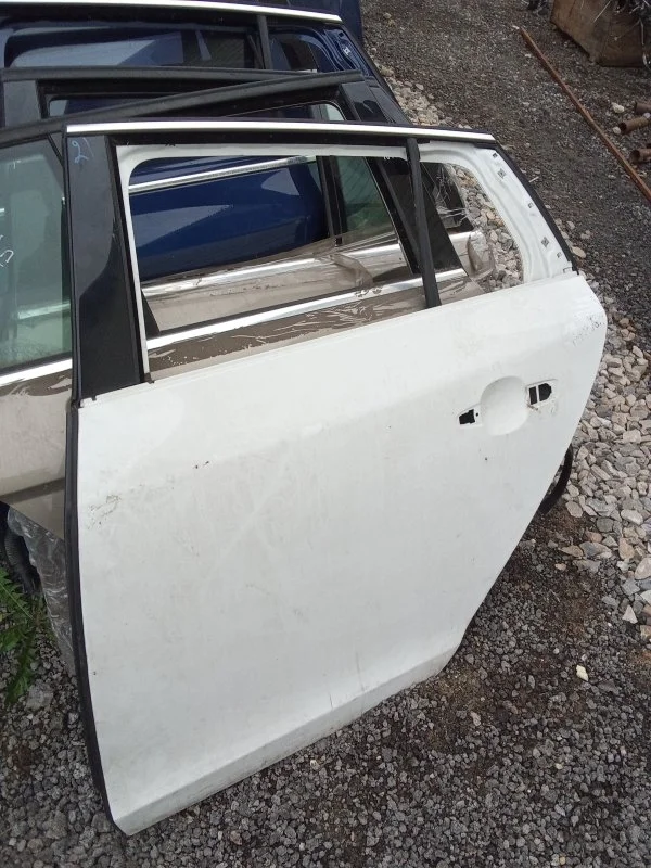 Дверь Volvo 32291066, задняя левая