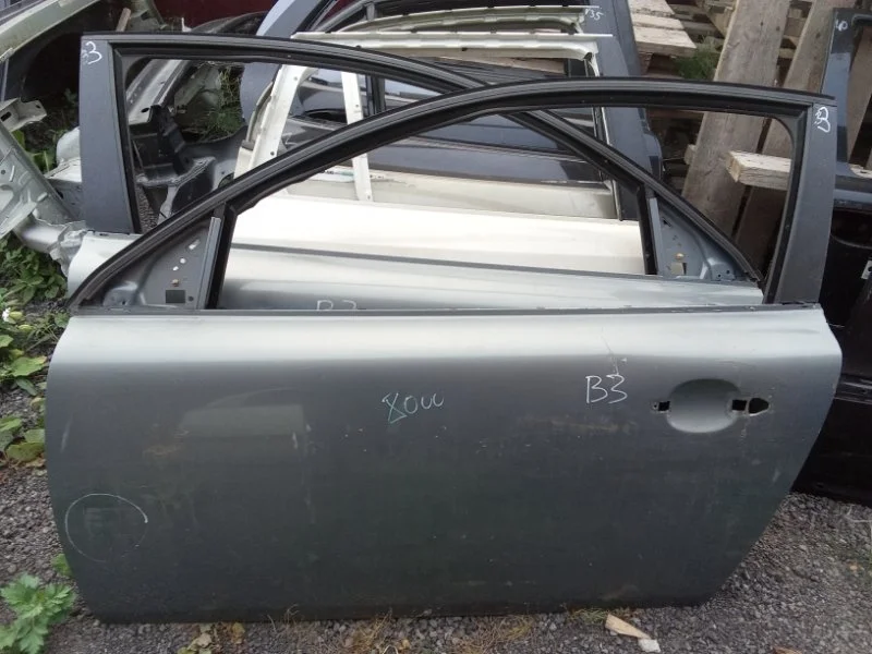 Дверь Volvo 31335483, левая