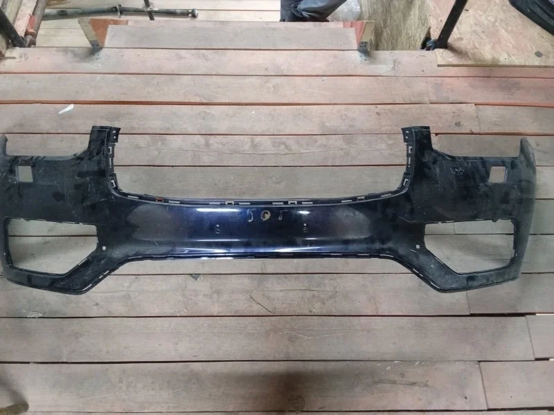 Бампер передний Volvo 39825413, передний