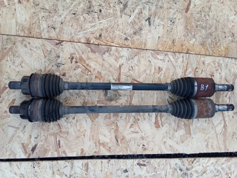 Приводной вал Volvo 36000931, задний