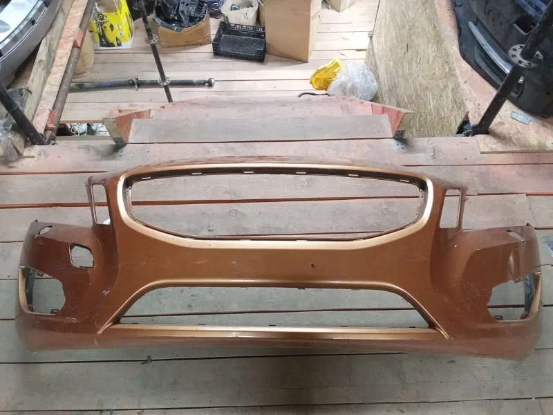 Бампер Volvo 39802501, передний