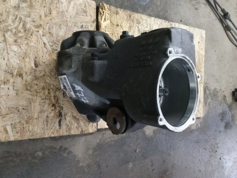 Редуктор Volvo XC90 2012 36050629 D5244T18, задний