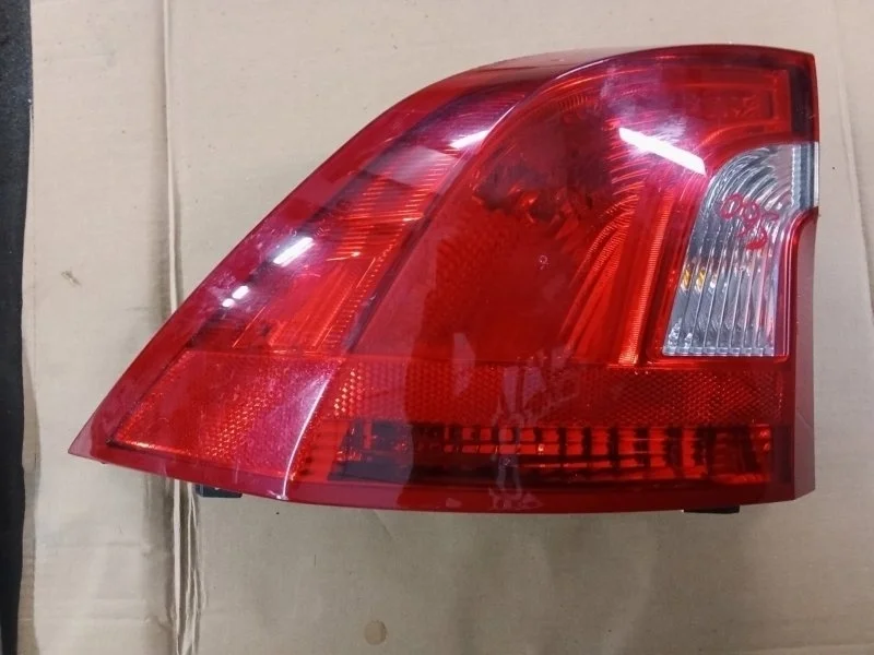 Фонарь Volvo S60 2015 31395930 D4162T, задний левый