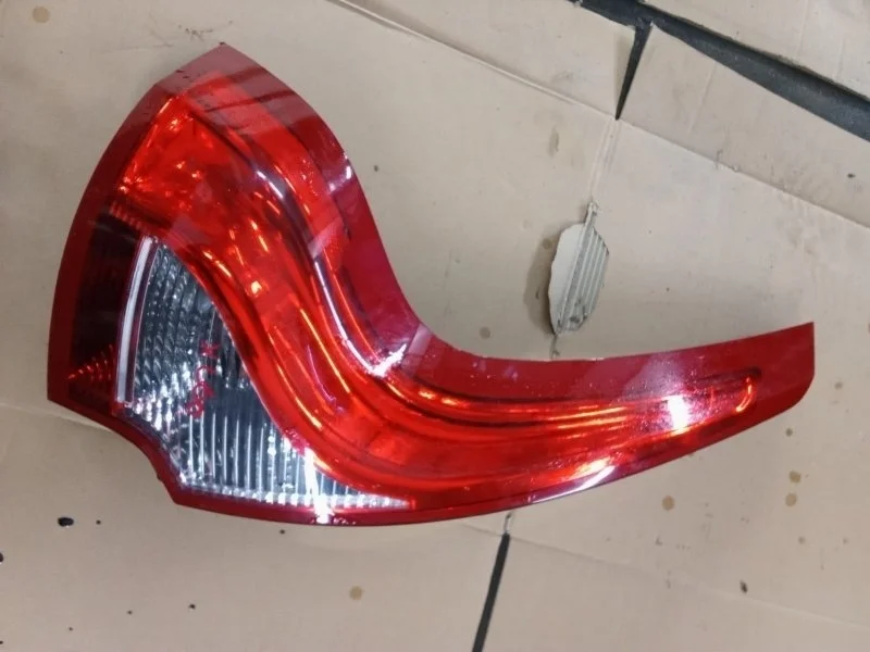 Фонарь Volvo XC60 2015 31323034 B4204T11, задний левый