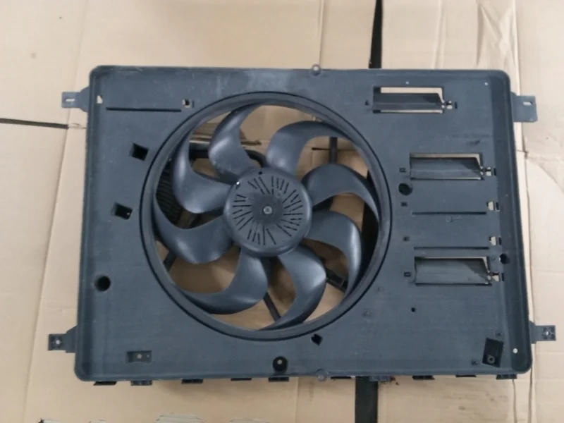 Вентилятор охлаждения Volvo XC60 2015 31368867 B4204T11