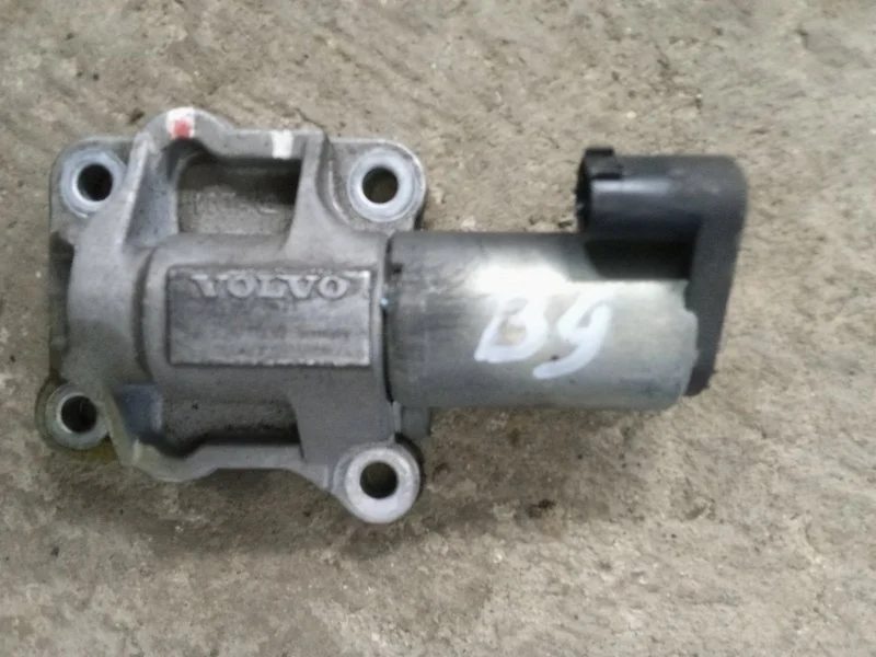 Клапан VVT Volvo 8670421