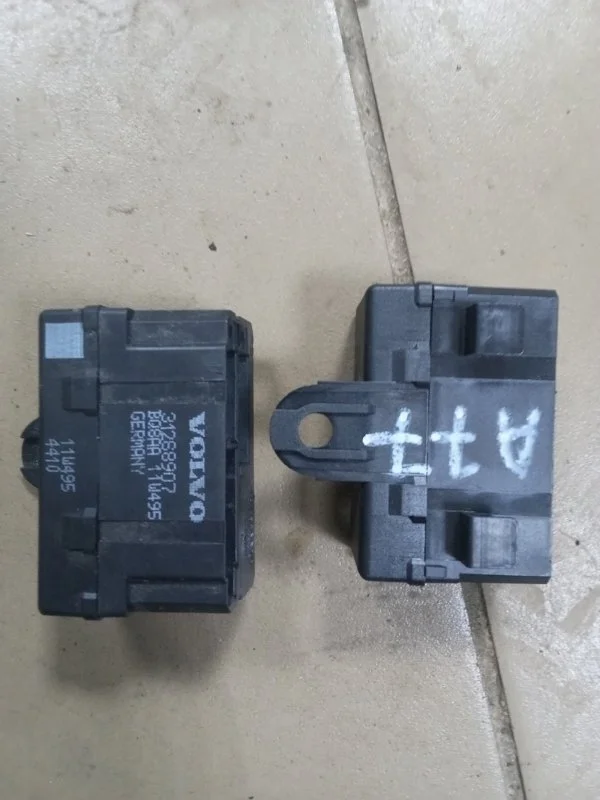 Модуль подогрева Volvo XC90 2012 31268907 D5244T18, передний