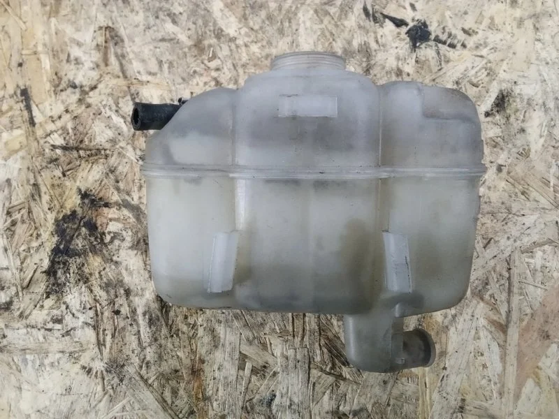 Бачок расширительный Volvo XC90 2012 30741973 D5244T18