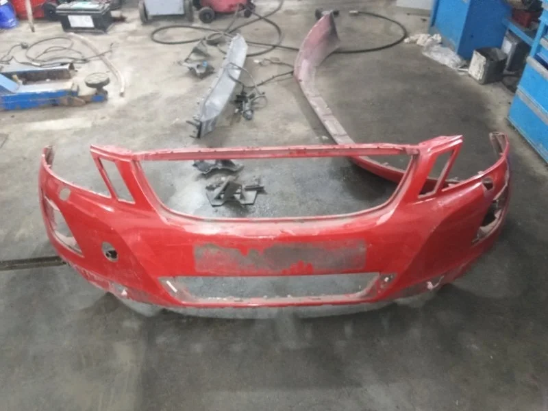 Бампер Volvo XC60 2011 39854946 D5244T10, передний