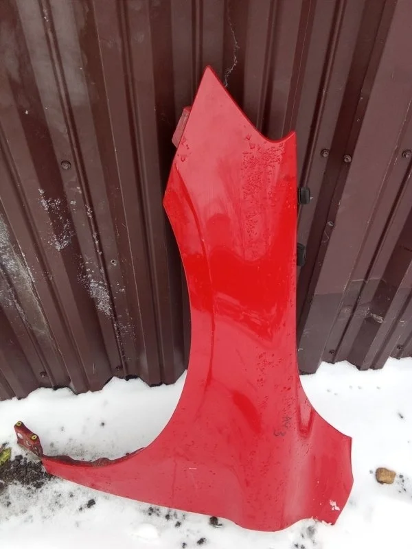 Крыло Volvo XC60 2011 31217975 D5244T10, переднее левое