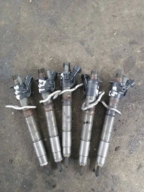 Форсунка топливная Volvo XC60 2011 36002662 D5244T10