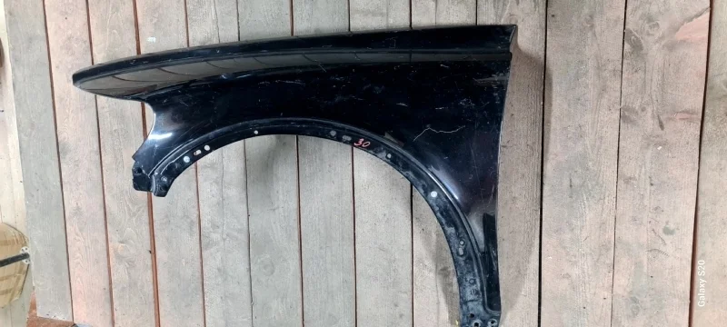 Крыло Volvo 31253949, переднее левое