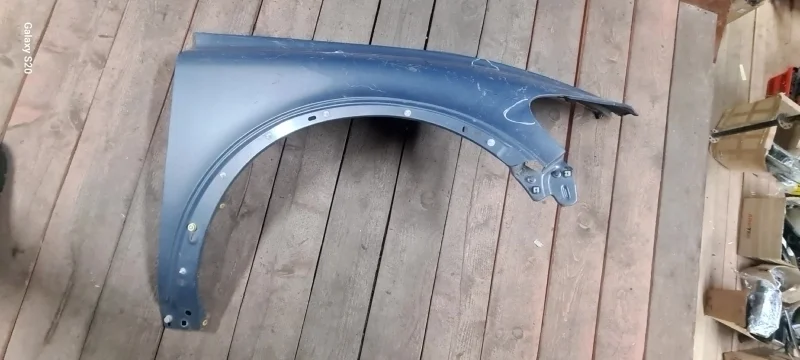 Крыло Volvo 31253950, переднее правое