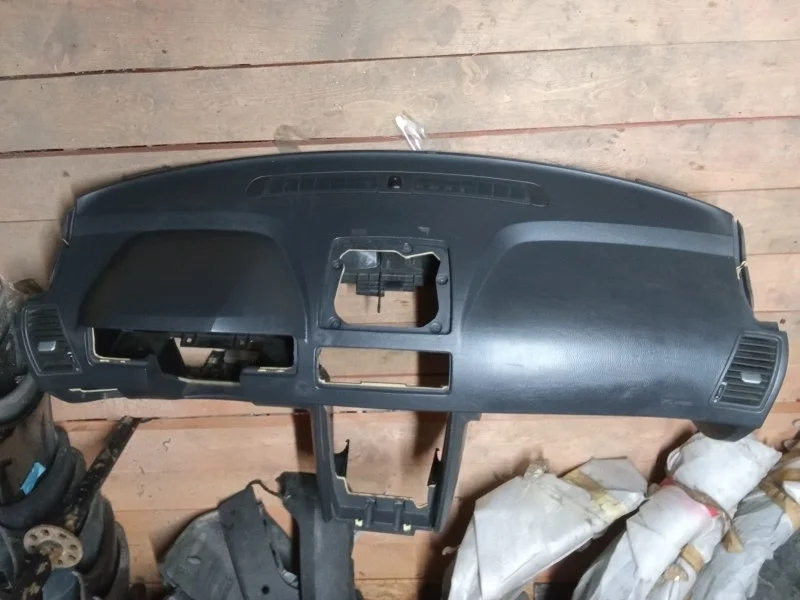 Панель приборов Volvo 39980446