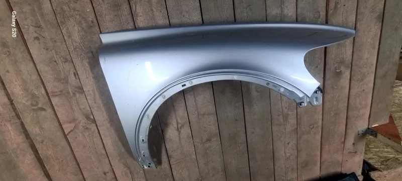 Крыло Volvo 31217150, переднее правое