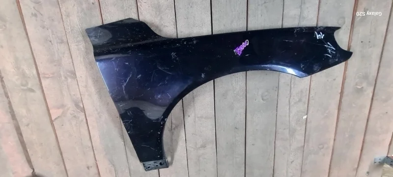 Крыло Volvo 31294001, переднее правое