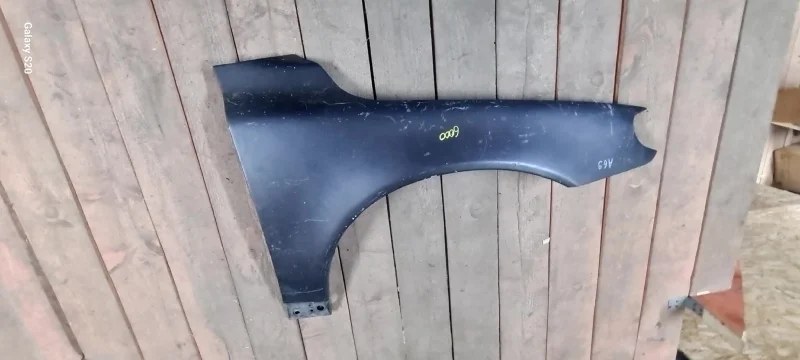 Крыло Volvo 31294001, переднее правое