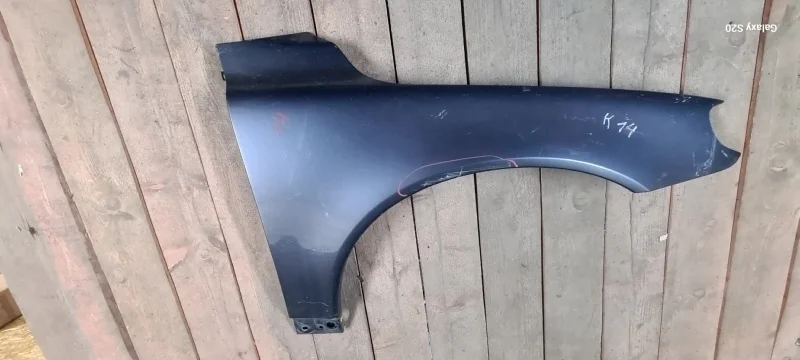 Крыло Volvo 31294001, переднее правое