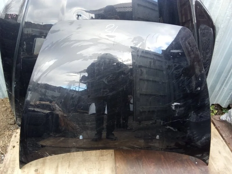 Капот Volvo 31371415