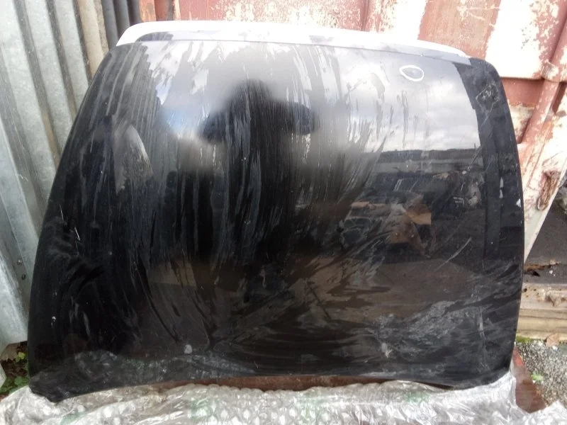 Капот Volvo 31371415