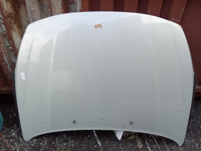 Капот Volvo 31335350