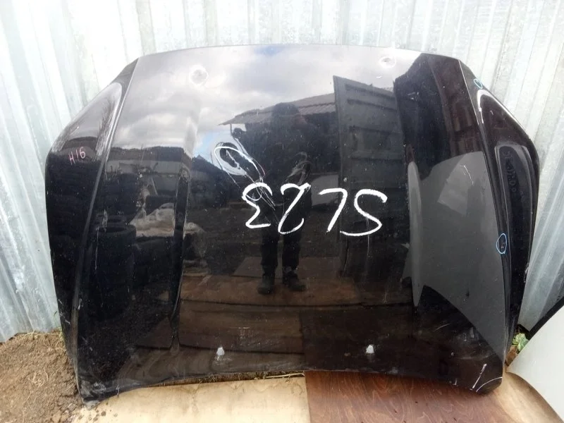 Капот Volvo 31371418