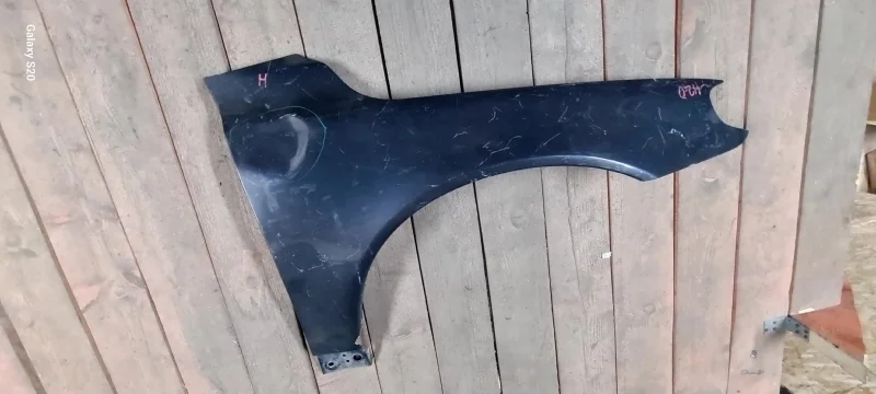 Крыло Volvo 31294001, переднее правое